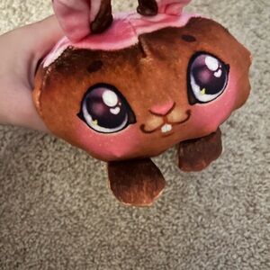 Adorable Brown and Pink Plush Toy 1 pack - Cookeez Makery Oven Plush